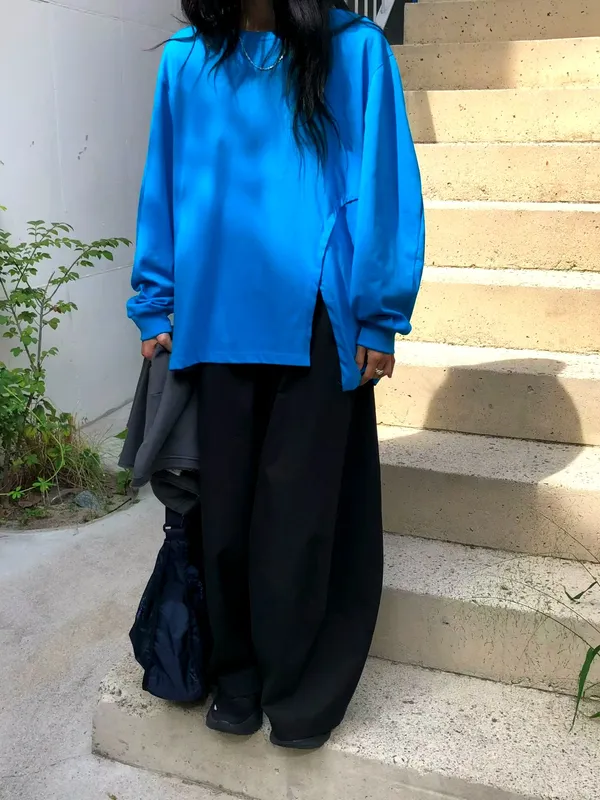 Fashionable Casual Blue Top, Comfortable and Versatile