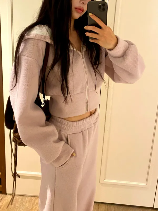 Soft and Comfortable Women's Hoodie, Fashionable Casual Style