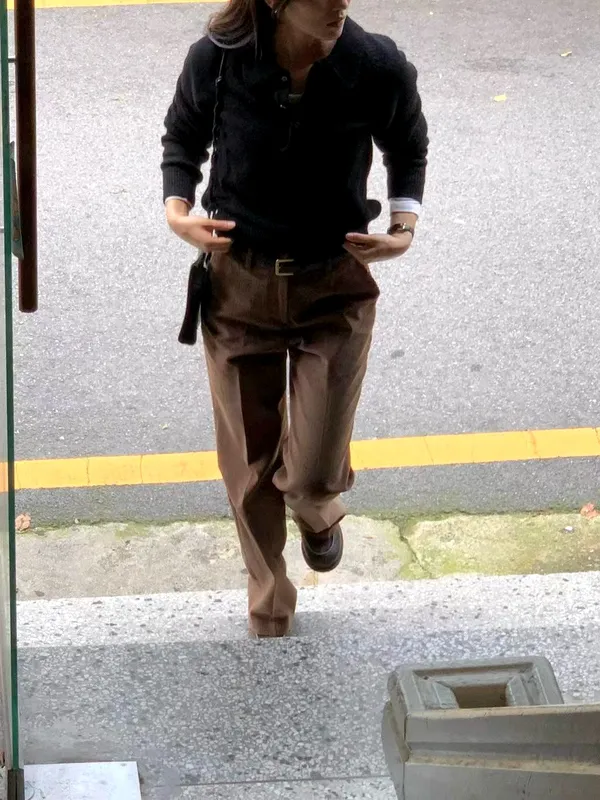 時尚簡約女裝毛衣，舒適百搭