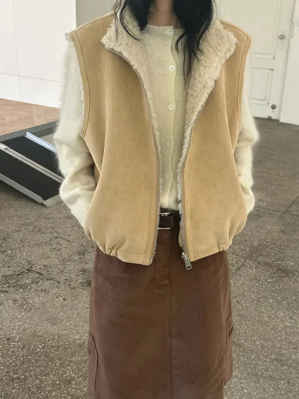 Stylish Women's Vest Jacket - Warm, Comfortable, and Versatile