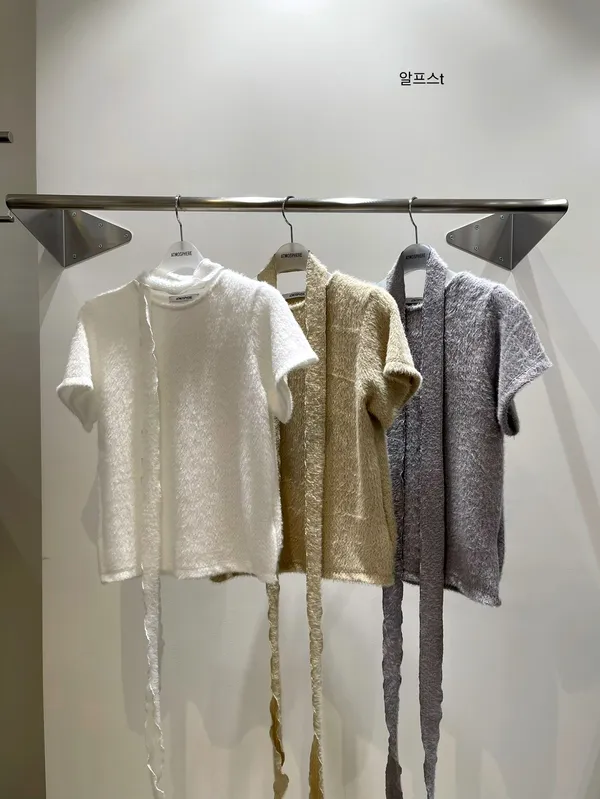 Stylish and Comfortable Women's Short Sleeve Sweater Jacket