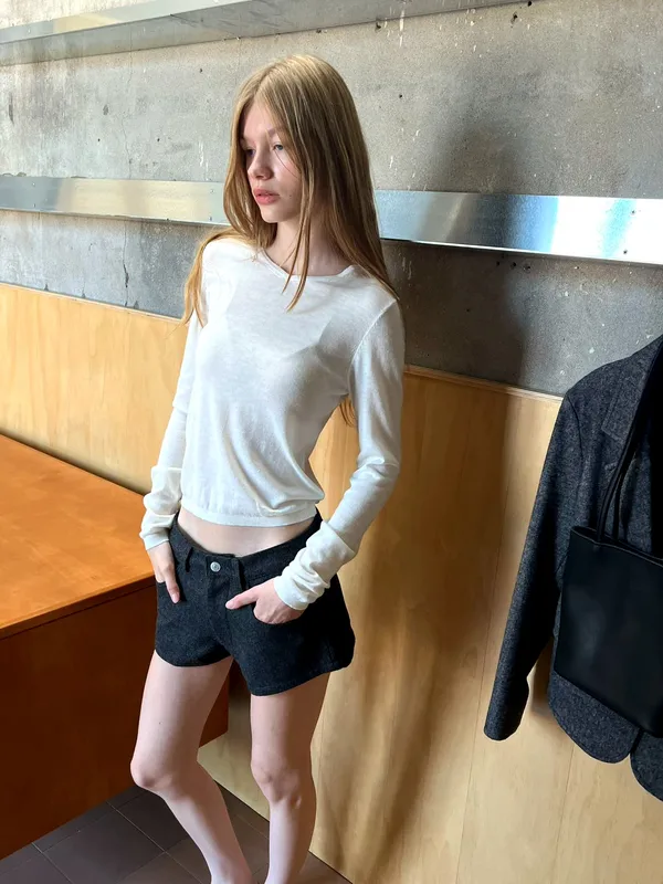 Stylish and Comfortable Women's Top, Versatile Basic Style