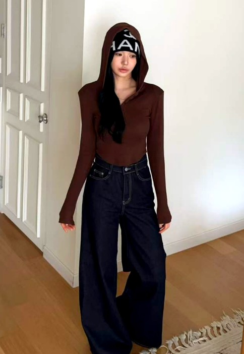 스타일리시 슬림핏 긴팔 탑, 편안하고 다재다능한