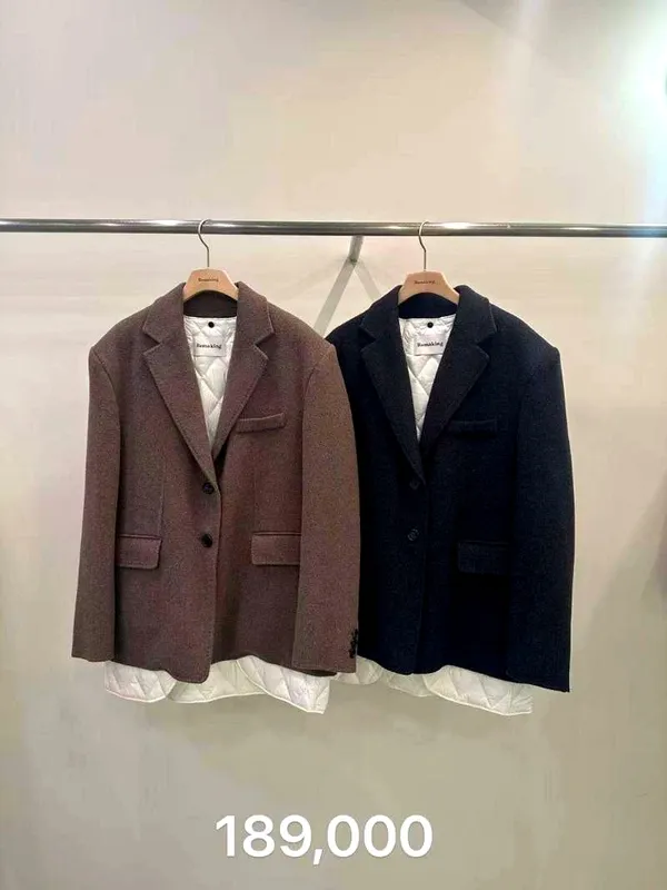 Stylish Women's Jacket, Elegant and Versatile for Any Occasion