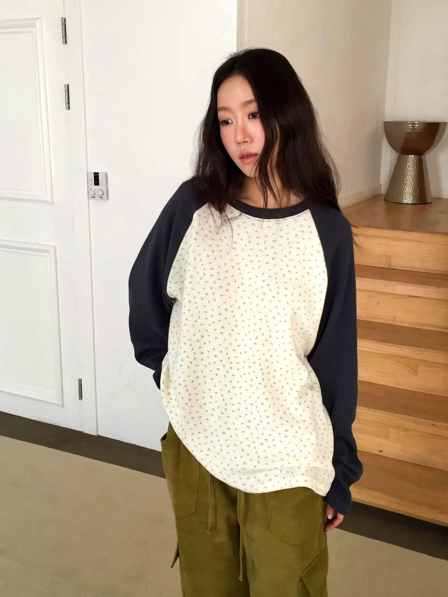 패셔너블 캐주얼 여성 티셔츠, 편안하고 다재다능한 스타일