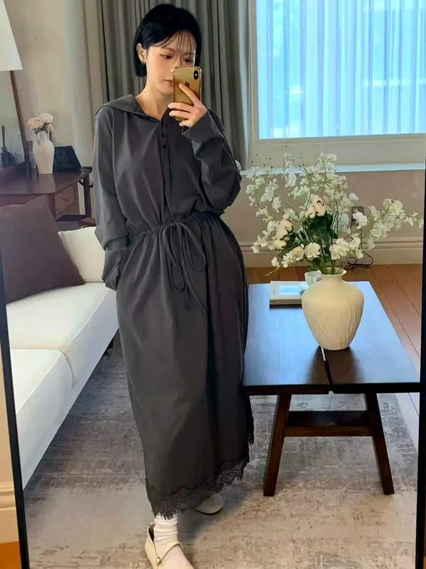 Elegant and Chic Dress for a Comfortable Casual Look