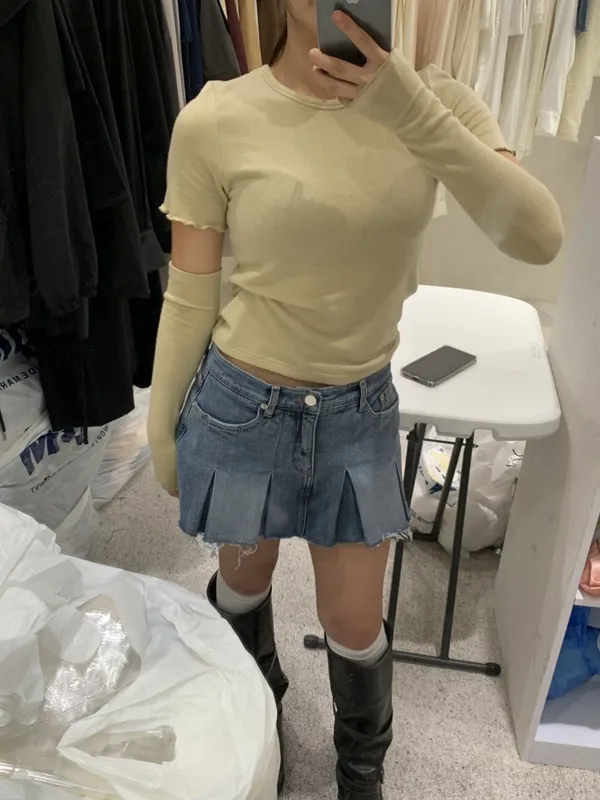 Trendy Versatile Denim Mini Skirt to Showcase Your Youthful Vigor