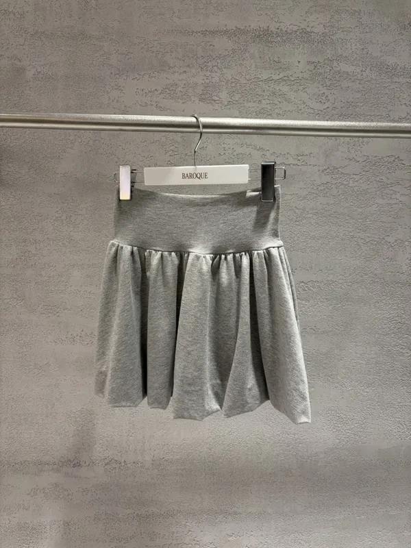 Stylish Gray Pleated Mini Skirt for a Comfortable Casual Look