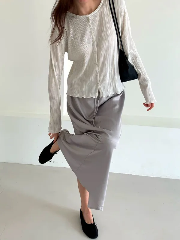 Stylish Versatile Women's Top - Lightweight and Comfortable for Any Occasion
