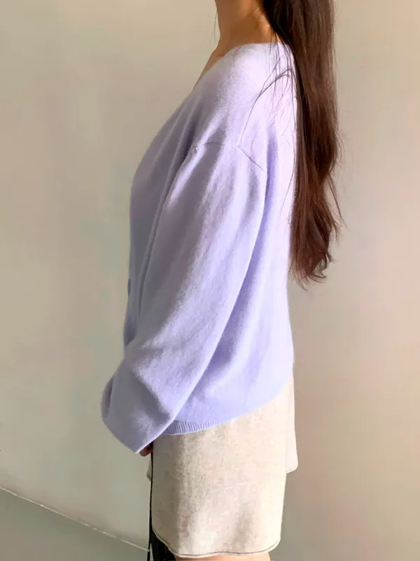 Elegant Purple Women's Cardigan - Soft and Comfortable, Perfect Match