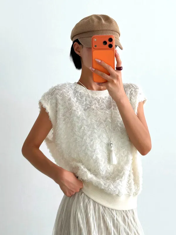 Lightweight and Breathable Women's Top, Elegant and Fashionable