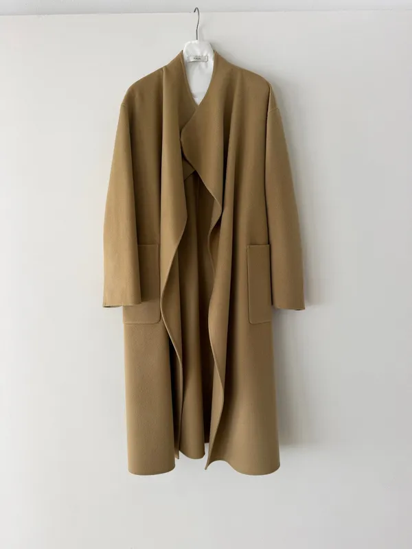 Elegant Wool Cashmere Reversible Coat