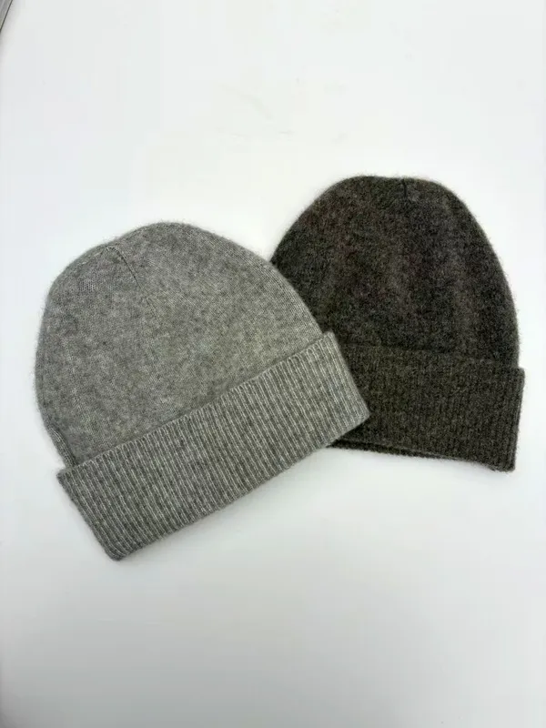 Stylish Warm Women's Hat, Available in Two Colors