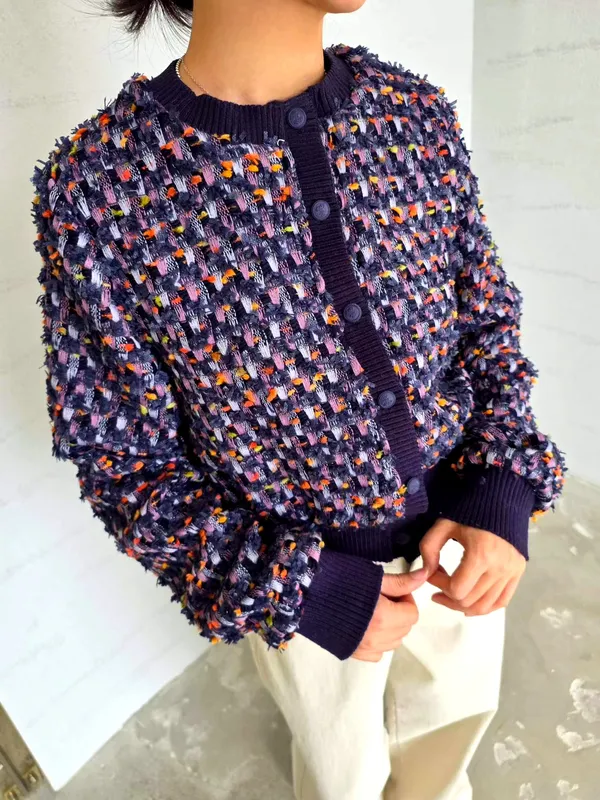 Stylish Women's Jacket with Comfortable Knit Design