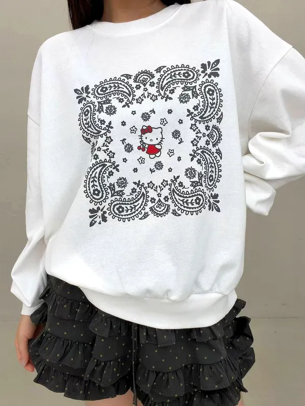 Áo hoodie in hình dễ thương, phong cách thoải mái