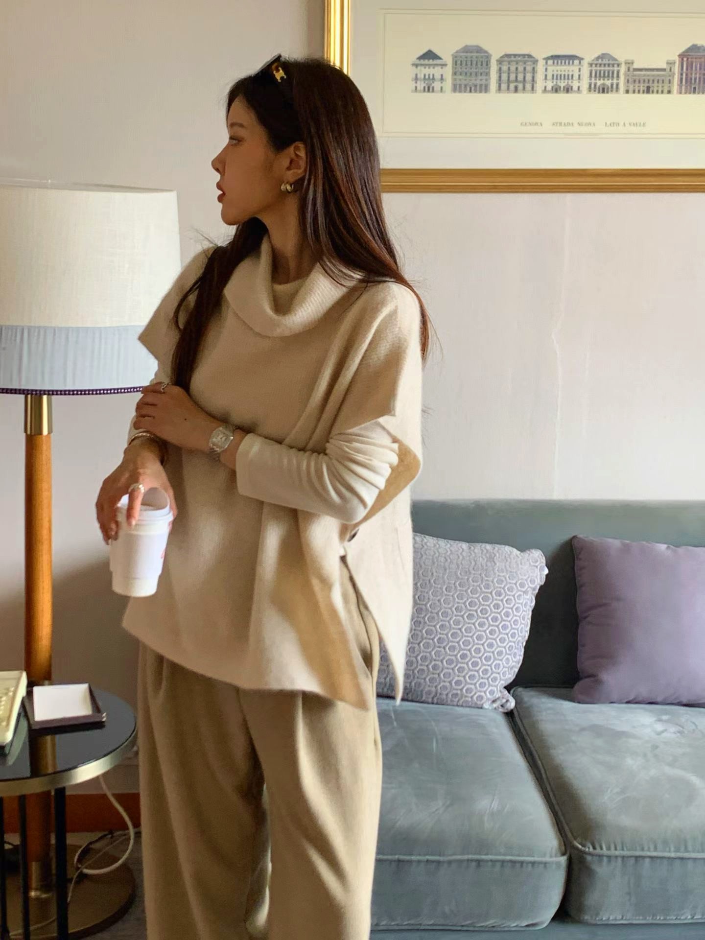 우아하고 심플한 하이넥 니트 탑, 편안하고 다재다능