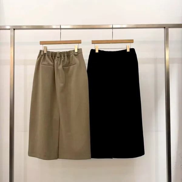 Stylish Versatile Women's Midi Skirt, Elegant and Suitable for Any Occasion