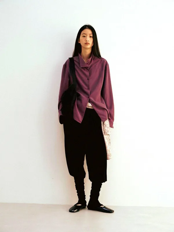 Elegant Purple Women's Top - Lightweight and Comfortable, Perfect for Any Outfit