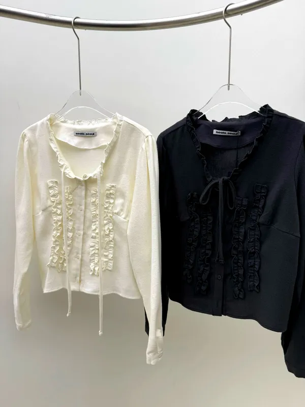 Elegant Lace Trim Women's T-Shirt - Fashionable and Versatile
