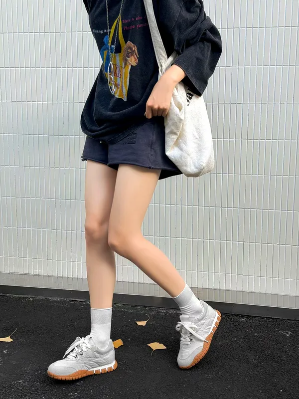 Kasut Sneaker Wanita Bergaya dan Selesa - Kasut Sukan Kasual 2026 FW BEST BEST