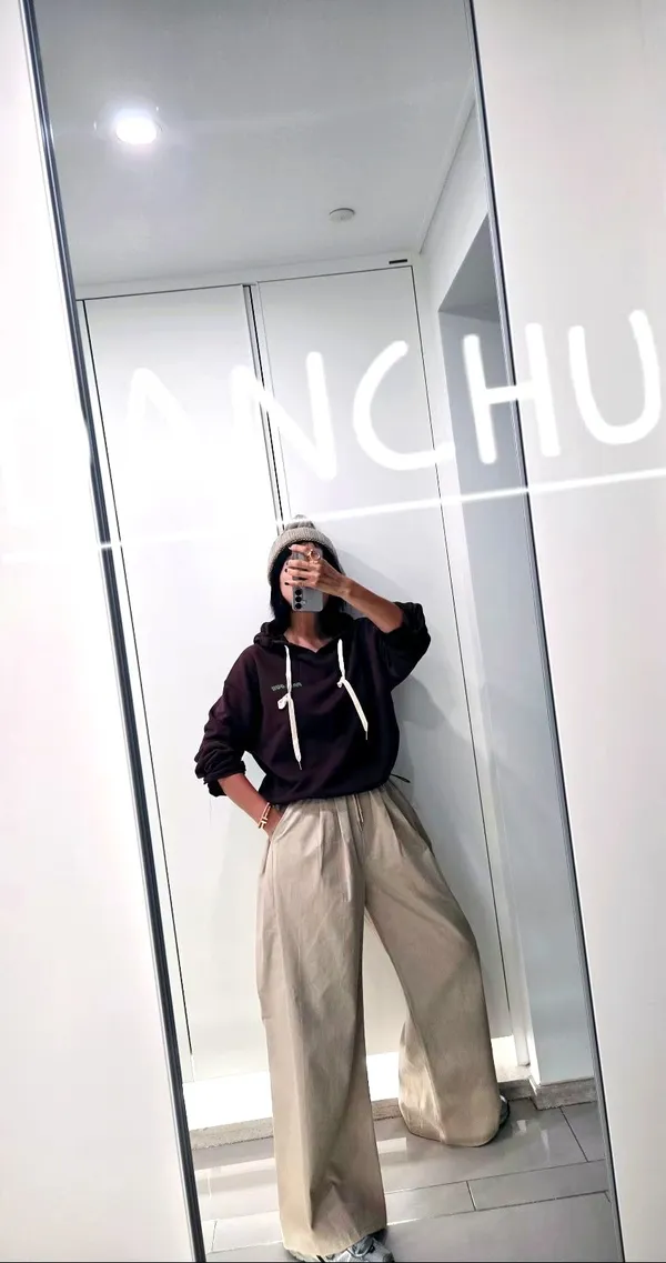 Trendy Casual Hoodie - Comfortable and Versatile for Spring and Autumn Wear