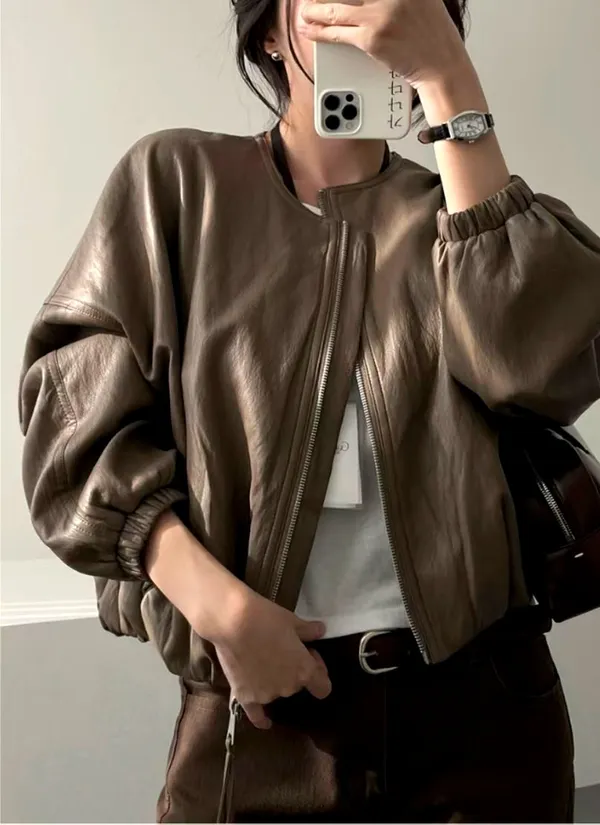 Stylish Women's Leather Jacket - Elegant and Perfectly Matched