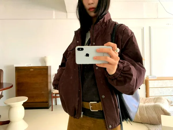 Stylish Versatile Women's Jacket, Lightweight and Comfortable for Spring and Autumn Wear
