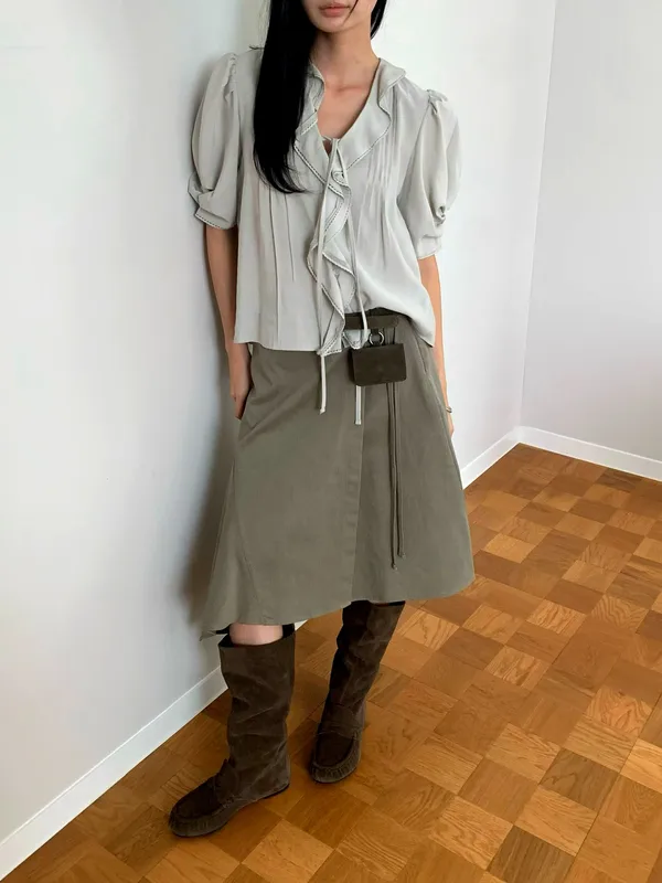 Elegant Pleated Skirt, Lightweight and Comfortable, Perfect for Fall Outfits