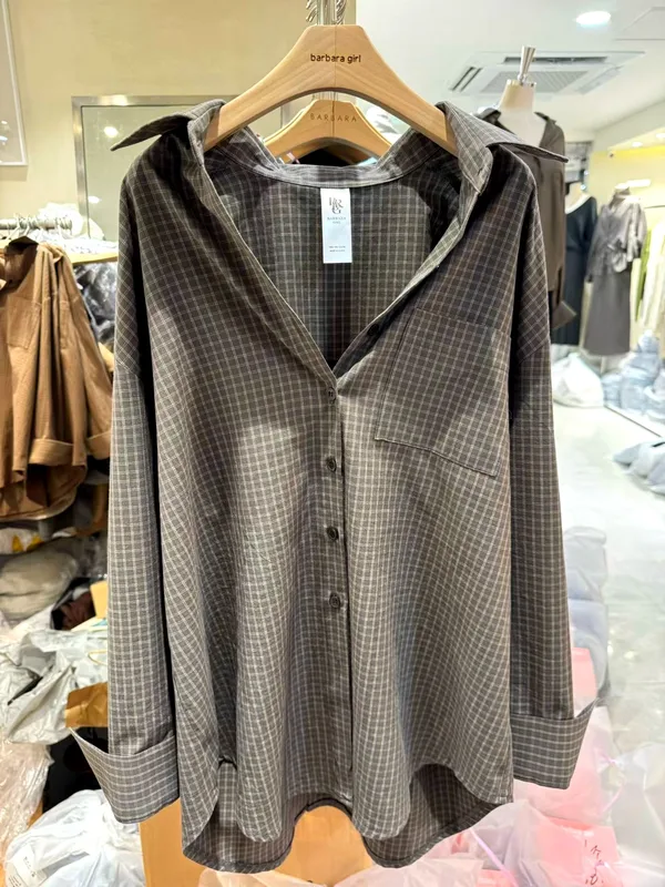 Elegant Plaid Women's Top, Comfortable and Stylish New Arrival