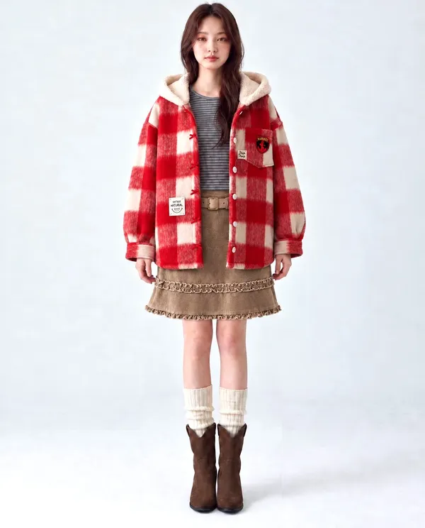 Stylish Plaid Women's Jacket - Warm and Comfortable, A Must-Have for Fall and Winter