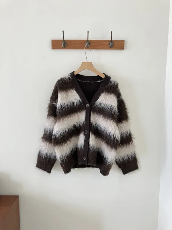 Plush Striped Cardigan, Warm and Comfortable, Fashionable and Versatile