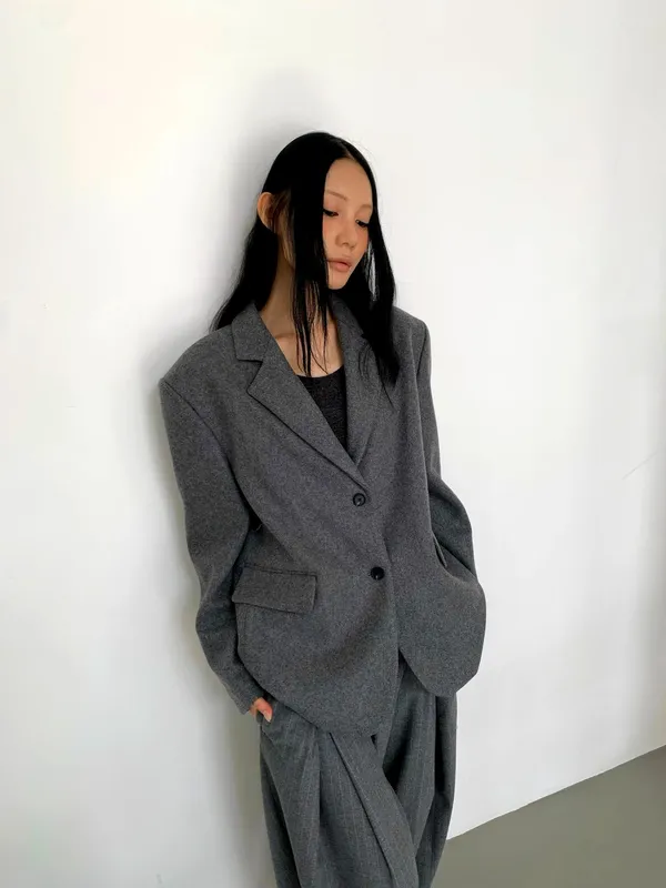 Stylish Gray Women's Jacket, Exuding Elegance