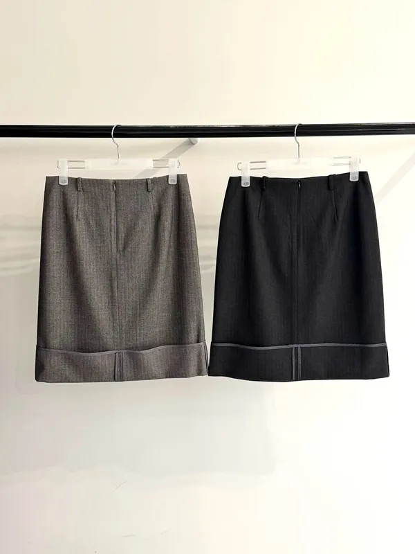 Elegant and Stylish Short Skirt, Perfect for Any Occasion