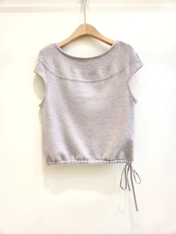 Minimalist Comfortable Women's T-Shirt, Fashionable and Versatile