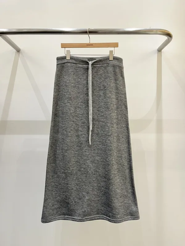 Fashionable Casual Gray Maxi Skirt, Comfortable and Versatile