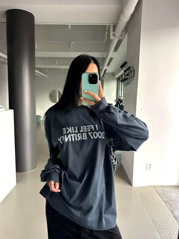 Britney T-Shirt - Comfort Meets Style