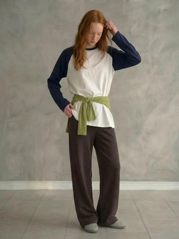 Comfortable Casual Women's T-Shirt, Minimalist Style, Versatile Design