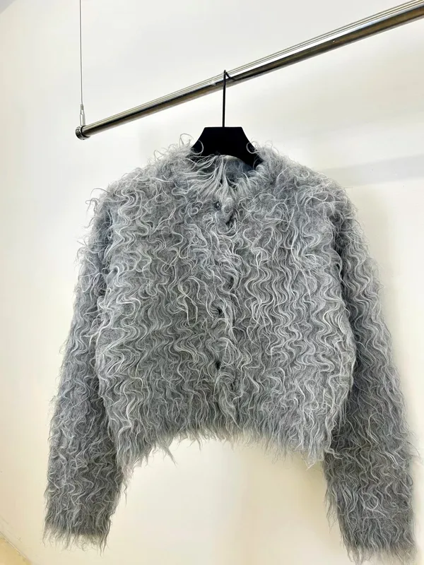Stylish Plush Women's Top, Soft and Comfortable, Perfect Match