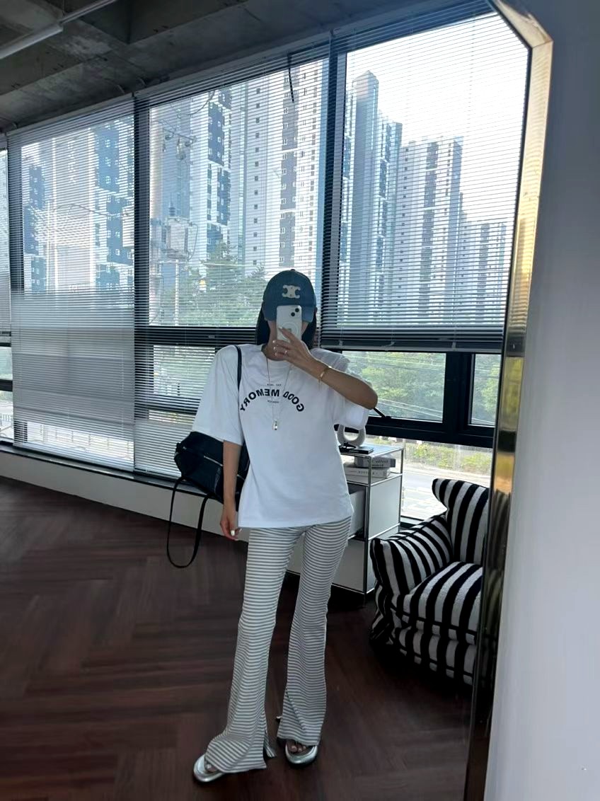 스타일리시한 스트라이프 여성 바지, 편안한 캐주얼 룩