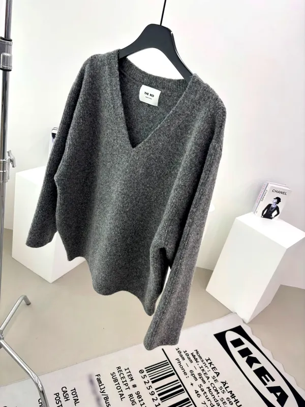 Stylish Gray V-Neck Sweater - Comfortable and Versatile