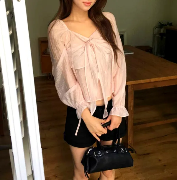 Sweet Tie-Up Shirt, Lightweight and Breathable, Perfect with Shorts