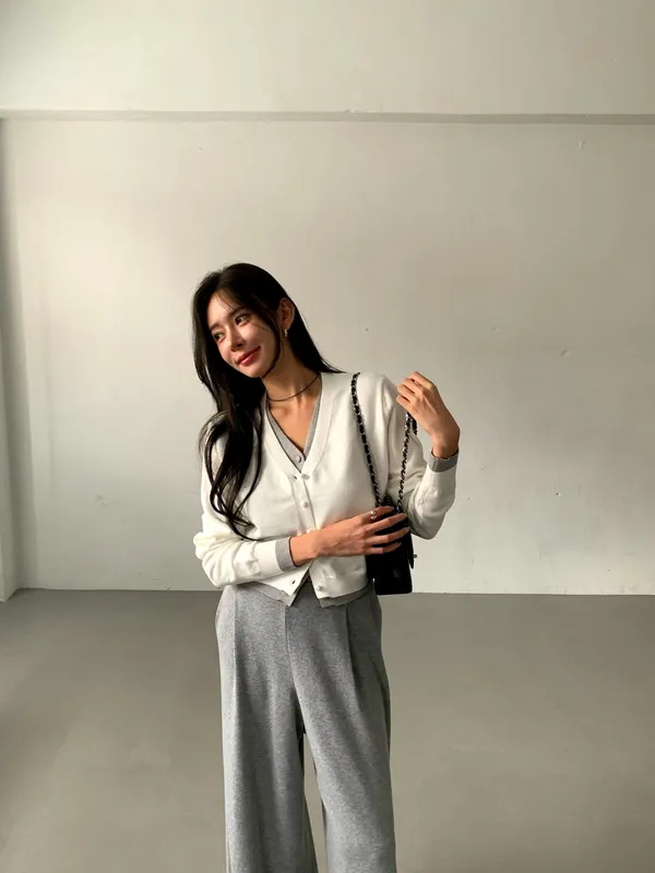 Fashionable Versatile Women's Top, Lightweight Knitted Cardigan