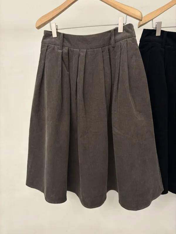 Elegant Vintage Corduroy Midi Skirt - Showcase Your Charming Aura