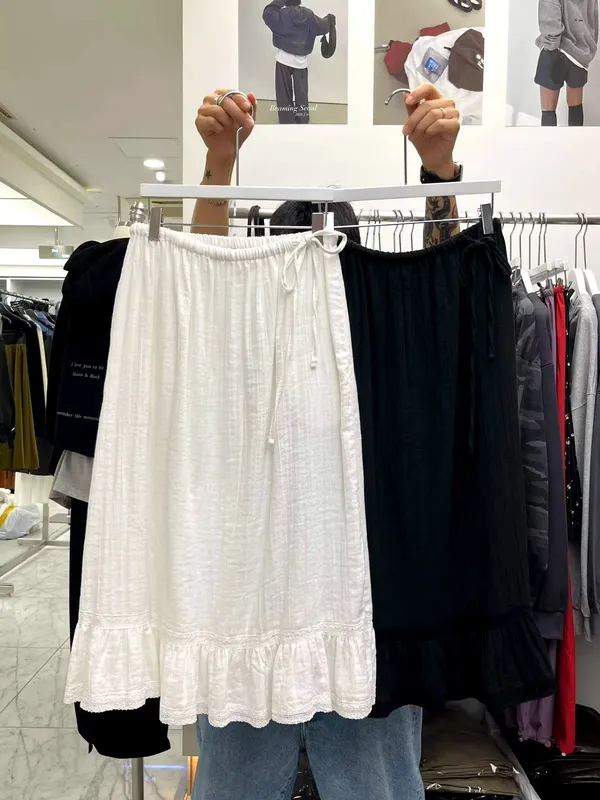 Fresh and Versatile Women's Midi Skirt, Lightweight and Comfortable