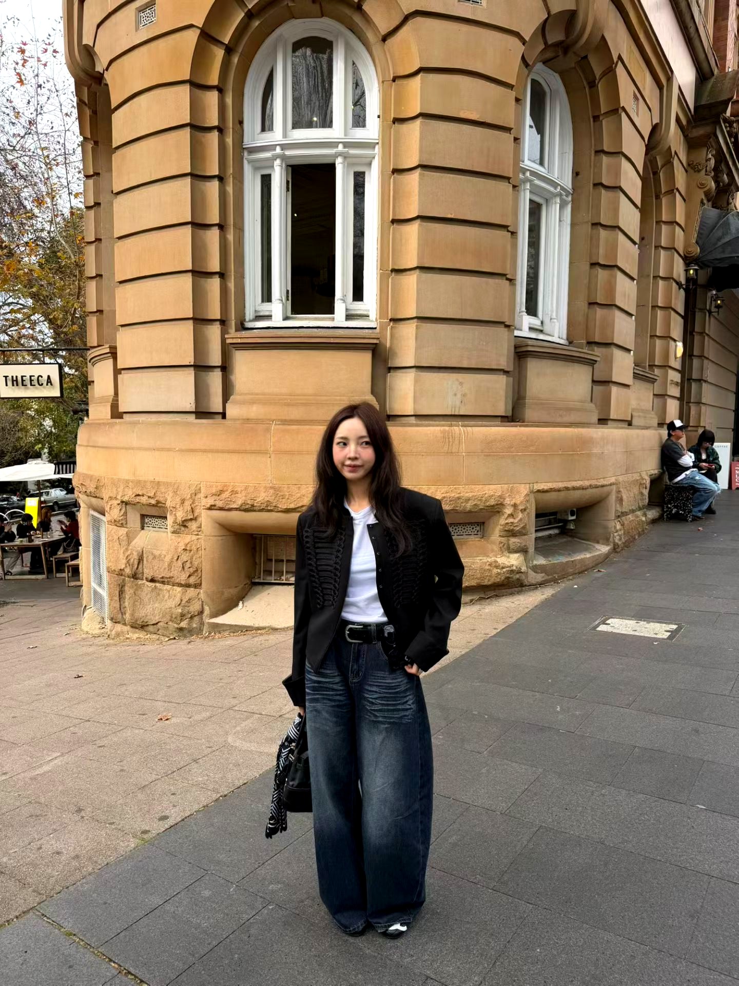 패셔너블한 다용도 여성 자켓, 클래식 디자인으로 완벽한 핏