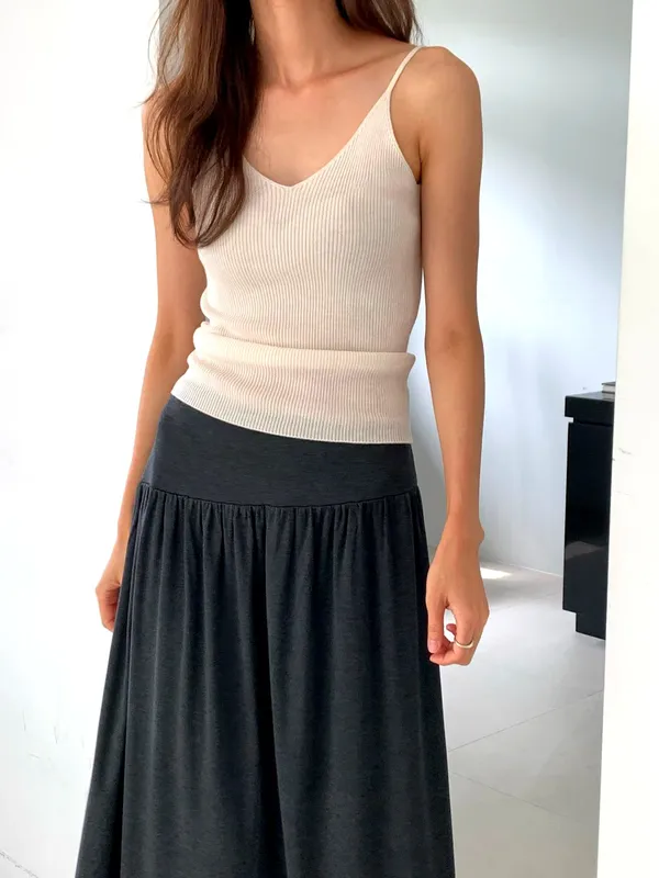 Minimalist Comfortable Camisole, Perfect Match for Summer Dresses