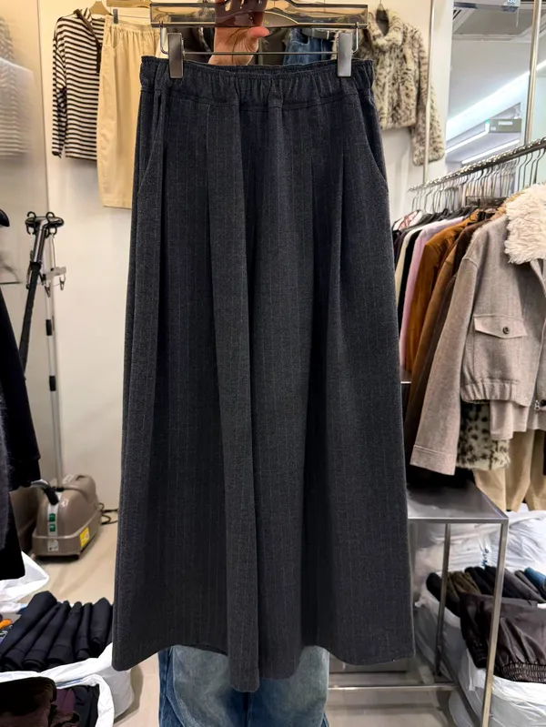 Fashionable Loose Women's Pants - Elegant Casual Style