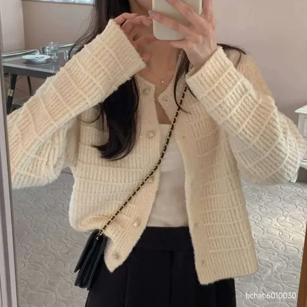 Stylish Knitted Cardigan Jacket, Comfortable and Versatile