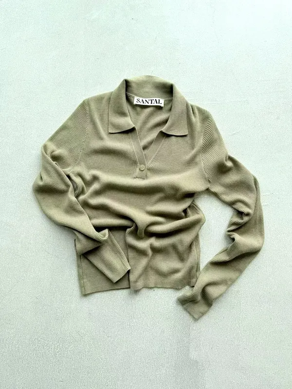 Minimalist Style Knitted Cardigan - Comfortable and Versatile