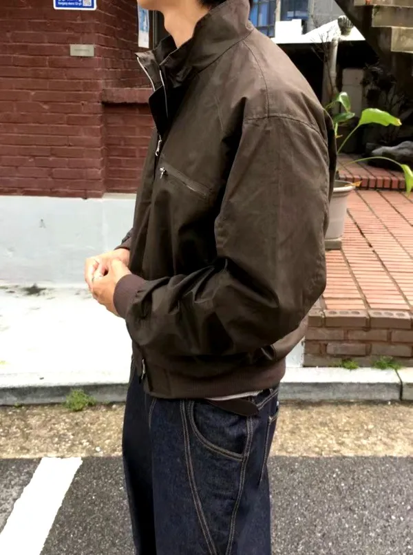 Stylish Men's Jacket, Lightweight and Comfortable for Spring and Autumn
